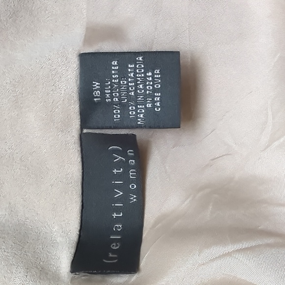 Relativity Woman Suit Tan Faux Suede 2 pc Suit Maxi Skirt & Button Up Top 1X - Picture 10 of 11